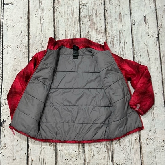 Girls The North Face Dark Pink SOFT Liner Puffy Jacket - Picture 3 of 8
